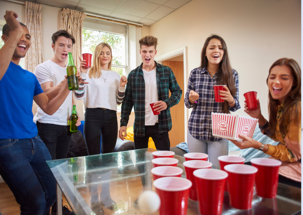 Studenten bij een feestje. 